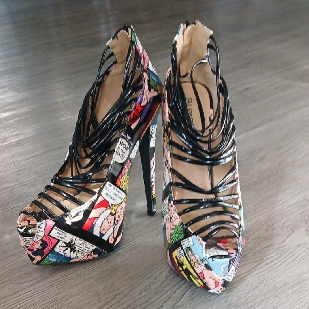 Bumper Brand Comic Book Print Platform Stiletto Heels Strappy Caged Design Sz 9